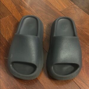 Boys Adidas Yezzy Black Slide Sandals